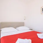 Appartamento A2-apt W Shared Pool & Balcony Next To The *