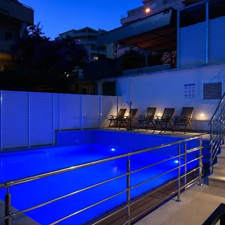 Appartamento A2-apt W Shared Pool & Balcony Next To The Traù