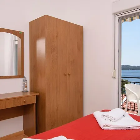 A2-apt W Shared Pool & Balcony Next To The Lejlighed *