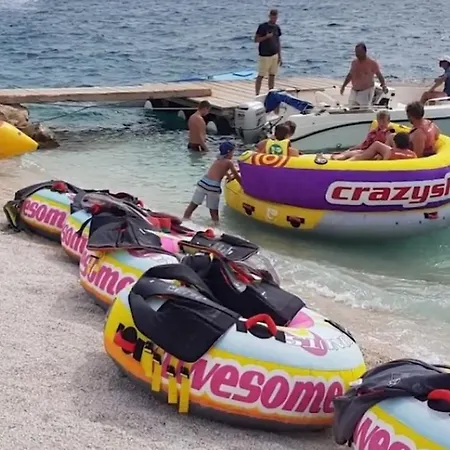 A2-apt W Shared Pool & Balcony Next To The Διαμέρισμα Τρογκίρ