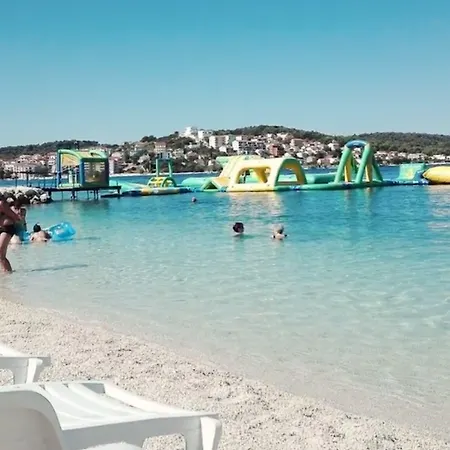 A2-apt W Shared Pool & Balcony Next To The Διαμέρισμα