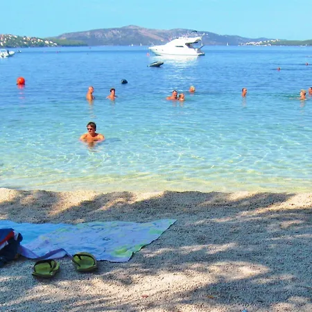 Διαμέρισμα A2-apt W Shared Pool & Balcony Next To The