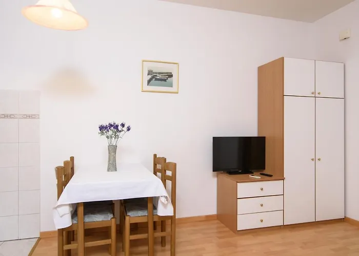 アパート A2-apt W Shared Pool & Balcony Next To The