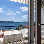 A2-apt W Shared Pool & Balcony Next To The Apartmán *